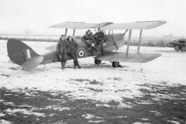 Harry (2nd from right) and fellow Tiger Moth aircrew, Jan' 41 at L2 near DIgby
